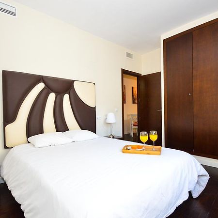 The Zentral Museo Apartment Seville Luaran gambar