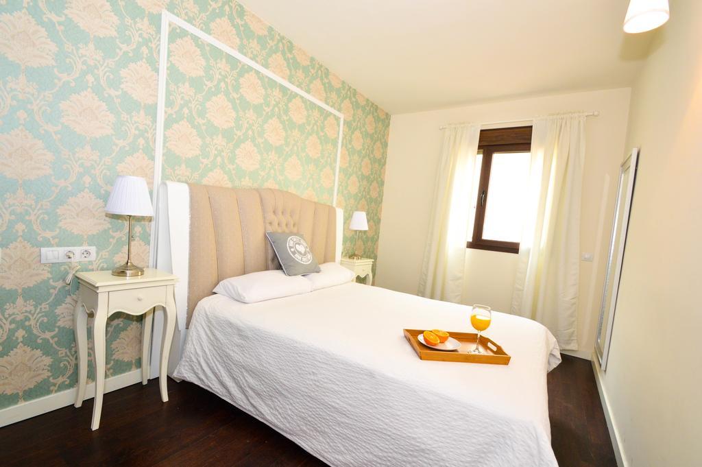 The Zentral Museo Apartment Seville Luaran gambar